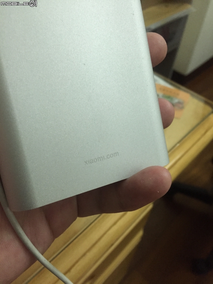 小米行動電源（買來拆貨USB孔就是歪掉的）露天拍賣