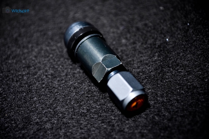 [開箱] 免牽線太陽能主機 【EK2 M3】 TPMS 胎壓/溫度偵測