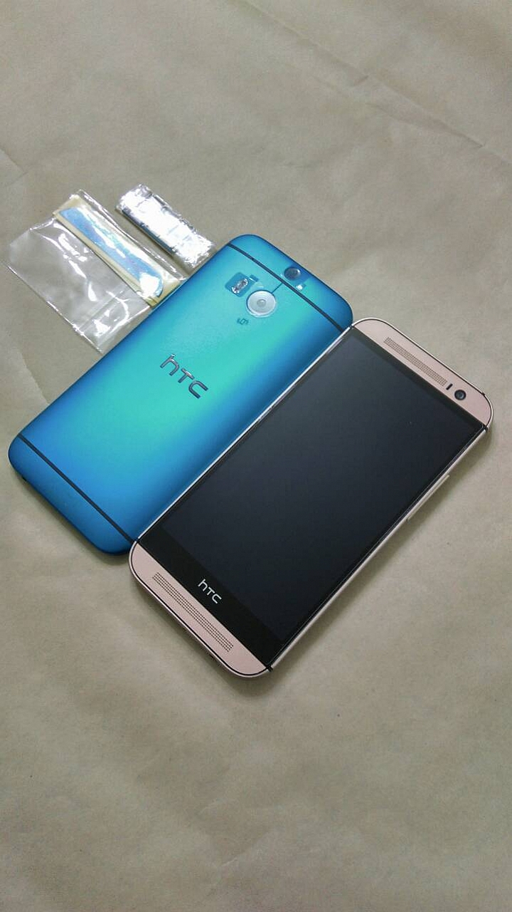 海外限定藍M8
