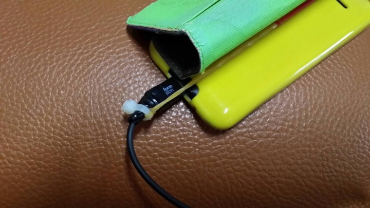 padfone2 傳輸線超容易脫落！