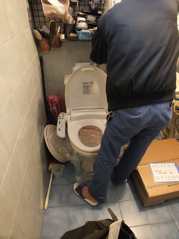 耶！免治馬桶開箱啦！Famiclean全家淨FCW2300瞬熱式經濟座便宜大推