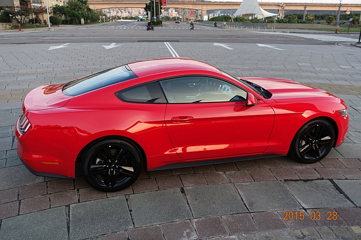 2015 Mustang Racing Red 野馬 (賽車紅)