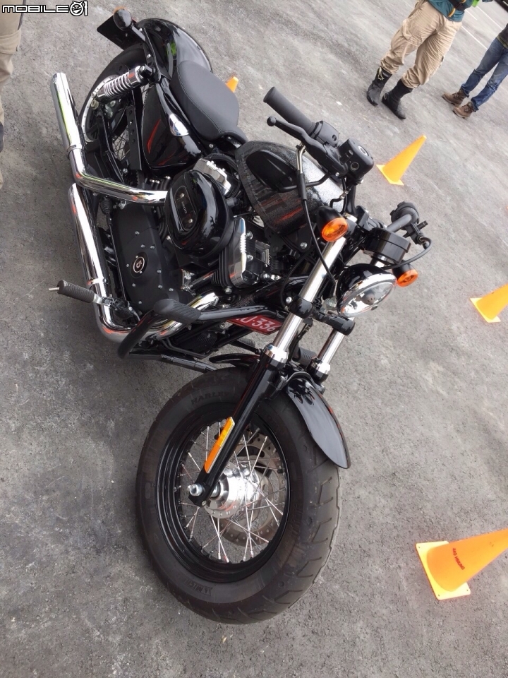 哈雷750 街車試乘