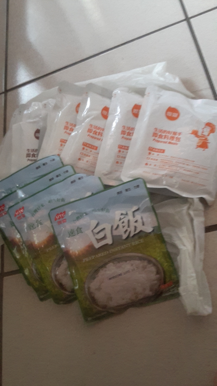 聯夏速食白飯 未過期發霉
