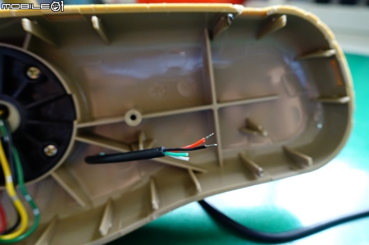 SENTRA 180行車紀錄器電源改裝(中央後視鏡引電DIY)