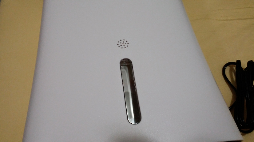 [開箱] 魔力家-去潮靈 電子式除濕機