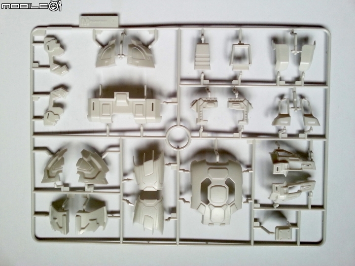 [簡易開箱]MAGNIFIER RX-78 GB04G 1/20 胸像