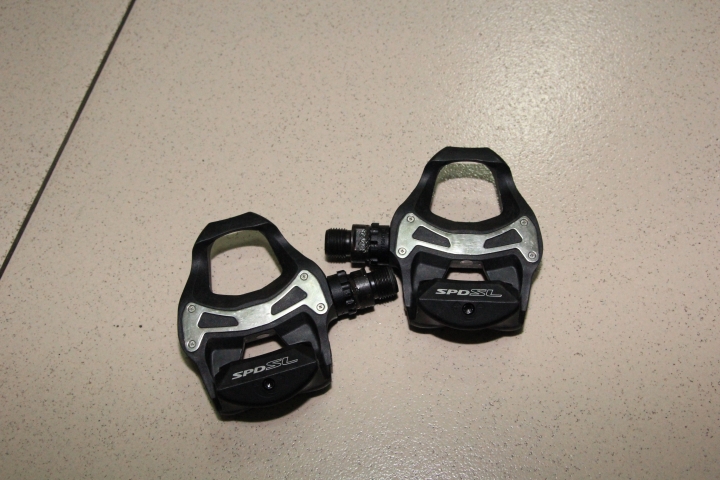 [開箱] Shimano R171卡鞋+R550踏板