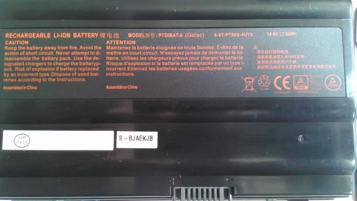 [開箱]兼具效能與CP值的移動桌電─CJSCOPE EX-950 (clevo P750ZM)