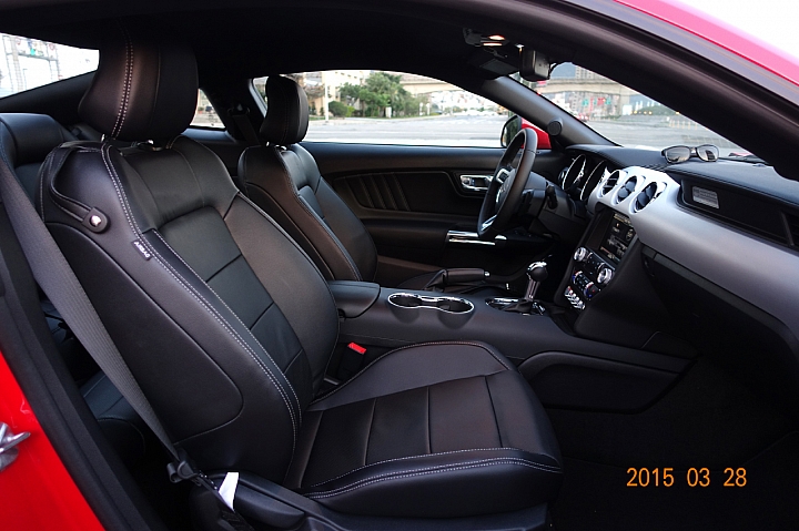 2015 Mustang Racing Red 野馬 (賽車紅)