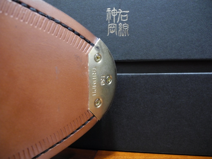[簡單開箱] 來自台灣的 神岡右線 OM14E BLK