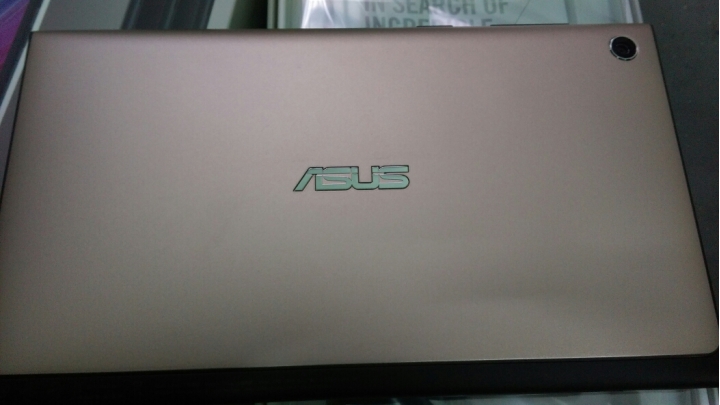 ASUS MeMO Pad 7簡單開箱