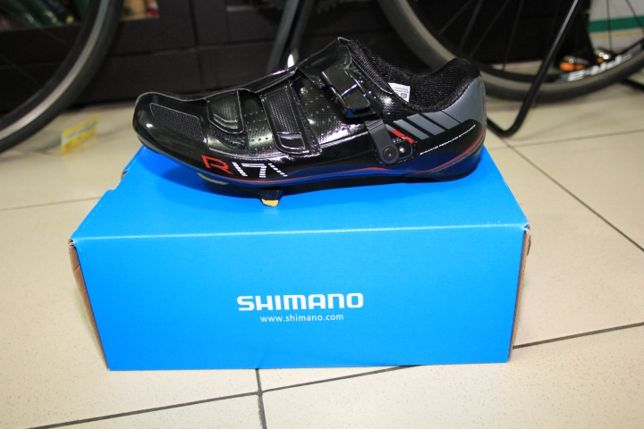 [開箱] Shimano R171卡鞋+R550踏板