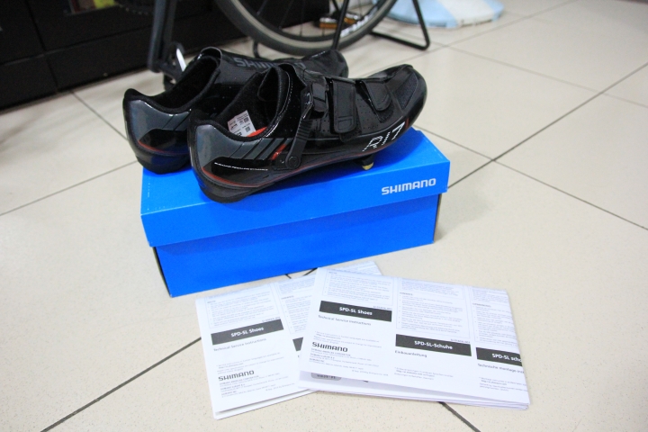 [開箱] Shimano R171卡鞋+R550踏板