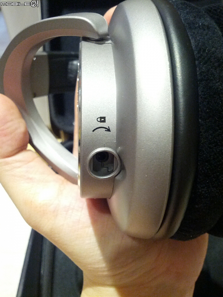 ［分享第一支耳罩 開箱唷 ］Shure SRH940
