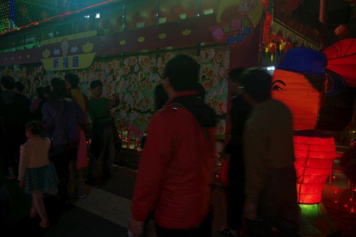 藉由台鐵與高鐵，去台中找尋ibike與BRT，嘗試參觀台中燈會[豐原廟東][大里文創][台中公園][烏日高鐵][傷眼圖多請包涵]