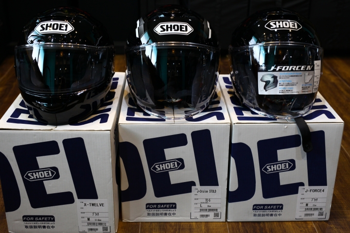 『簡單開箱』SHOEI J-FORCE Ⅳ 亮光黑