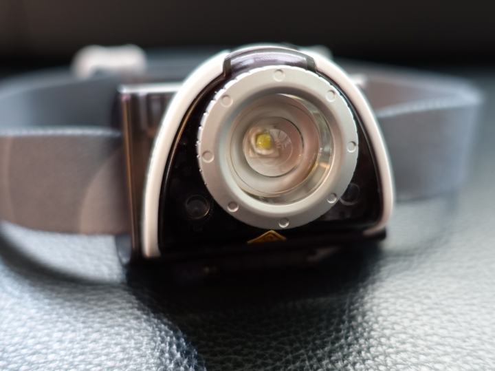 超快速led lenser seo5頭燈開箱