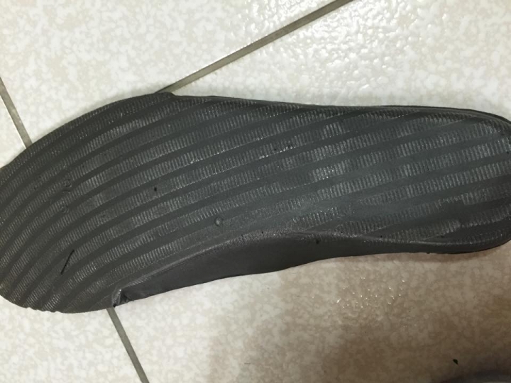 各位大大 幫我鑑定一下 JORDAN 11 LOW INFRARED 真假