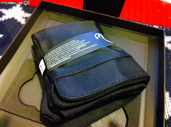 [純分享]冷門超耳機 Plantronics BackBeat PRO 無線降噪耳機開箱