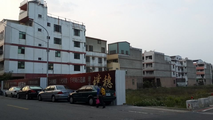 [分享]豐原交流道附近大社里的新透天建案