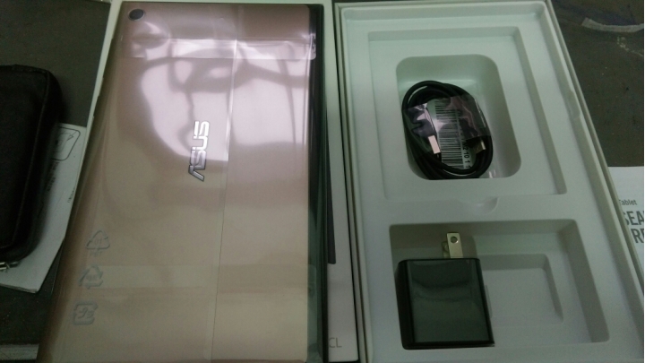ASUS MeMO Pad 7簡單開箱
