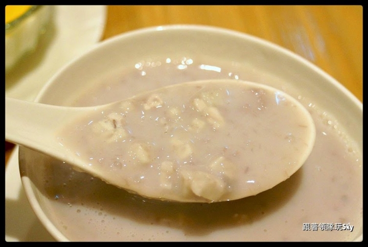 台北美食推薦-超高級鮑魚．燕窩小籠包[ 杭州小籠湯包 ](民生東路店)