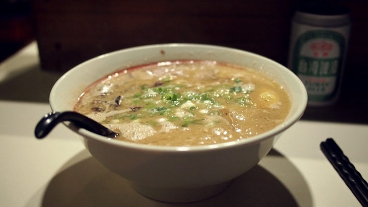 (食)台中 Men拉麵 排隊平價深夜拉麵食堂