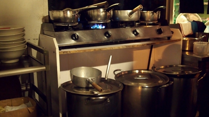 (食)台中 Men拉麵 排隊平價深夜拉麵食堂