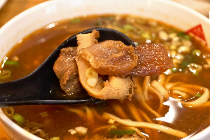 [北區] 老夫子牛肉麵 成功店
