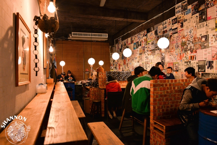 高雄新興區[鉄井家 焼き餃子]日式、炒麵、烏龍麵、小吃、煎餃、聚餐、平價、六合夜市