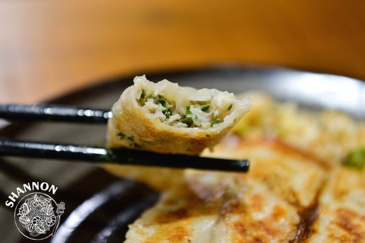 高雄新興區[鉄井家 焼き餃子]日式、炒麵、烏龍麵、小吃、煎餃、聚餐、平價、六合夜市