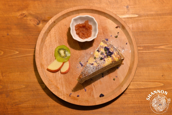 高雄苓雅區[Sika Teahouse 希咔創意商行]下午茶、甜點、千層蛋糕、義大利麵、輕食(捷運文化中心站)
