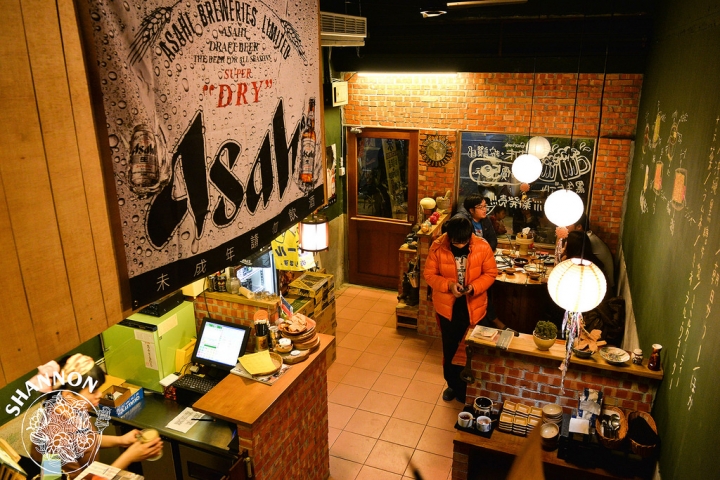高雄新興區[鉄井家 焼き餃子]日式、炒麵、烏龍麵、小吃、煎餃、聚餐、平價、六合夜市