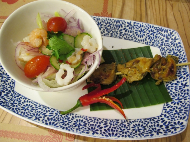 [食記] 尋訪中山站美食。長鼻子泰國餐廳LONG TRUNK THAI RESTAURANT。人少也能享用的泰式套餐!
