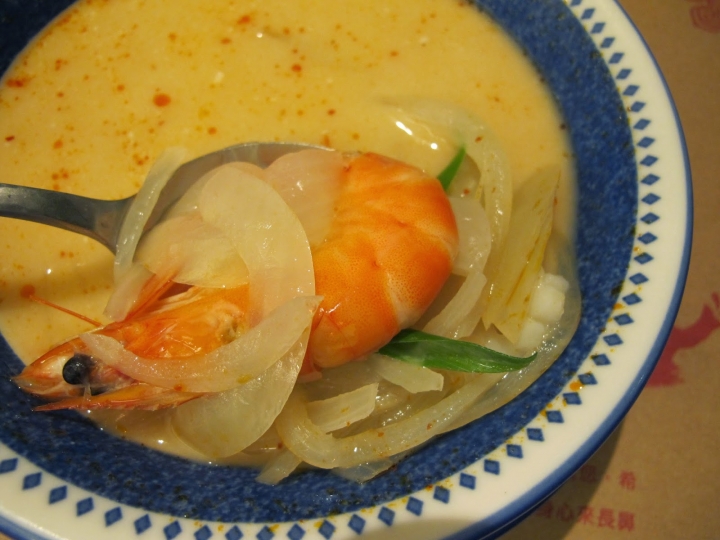[食記] 尋訪中山站美食。長鼻子泰國餐廳LONG TRUNK THAI RESTAURANT。人少也能享用的泰式套餐!