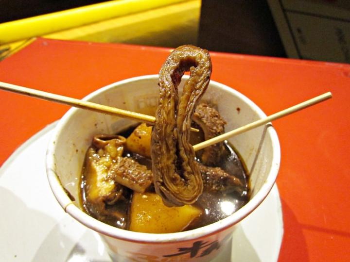 [吃食]士林夜市十三座牛雜~香港道地的庶民美食來台重新開張