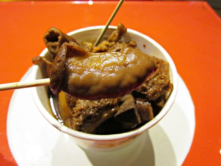 [吃食]士林夜市十三座牛雜~香港道地的庶民美食來台重新開張