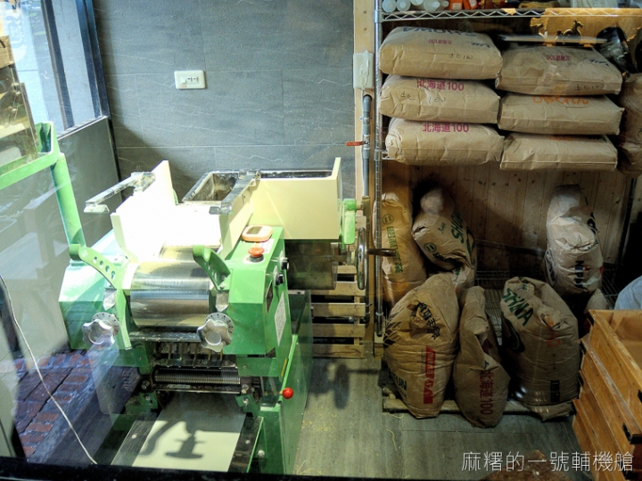 [台北大安]濃厚口味已被調整過的鷹流拉麵