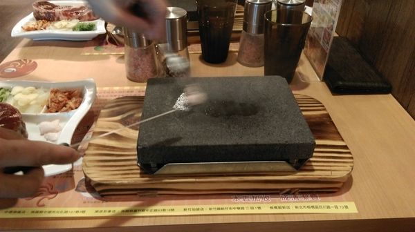 吼~好牛排原味的就很好吃 吼牛排(板橋創新店)