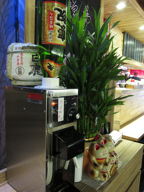 【食記】捷運西門站。太春丼屋~日式海鮮丼飯