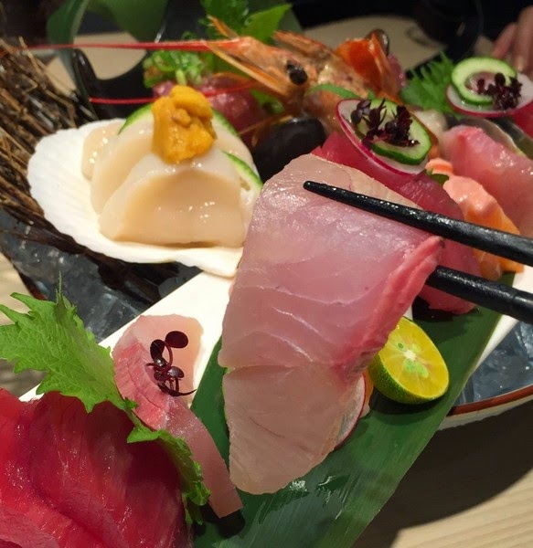 [食記] 天八日式居酒屋-忠孝店。生魚片壽司創意料理!下班小酌好去處!
