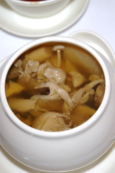 怡園中餐廳--烤鴨超好吃--西華飯店