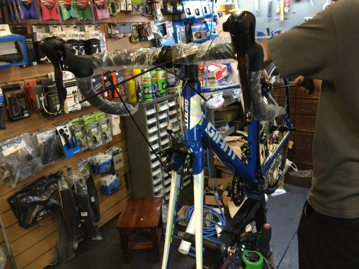 Giant Defy 3 Compact 藍白色開箱