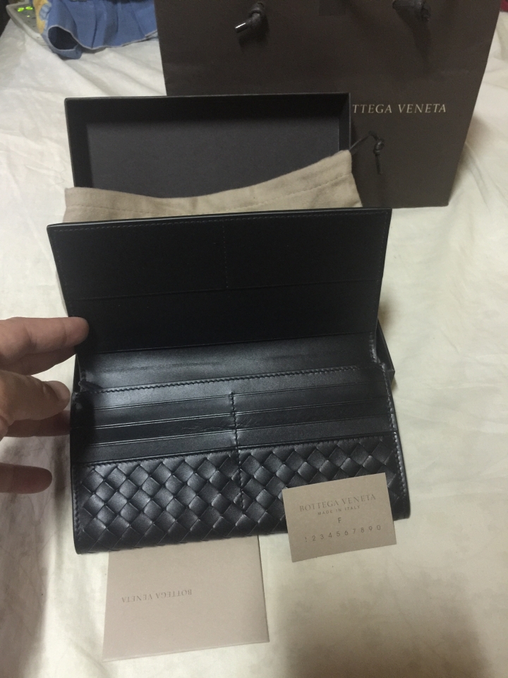 託歐元的福，入手BOTTEGA VENETA長夾(傷眼的不專業開箱)
