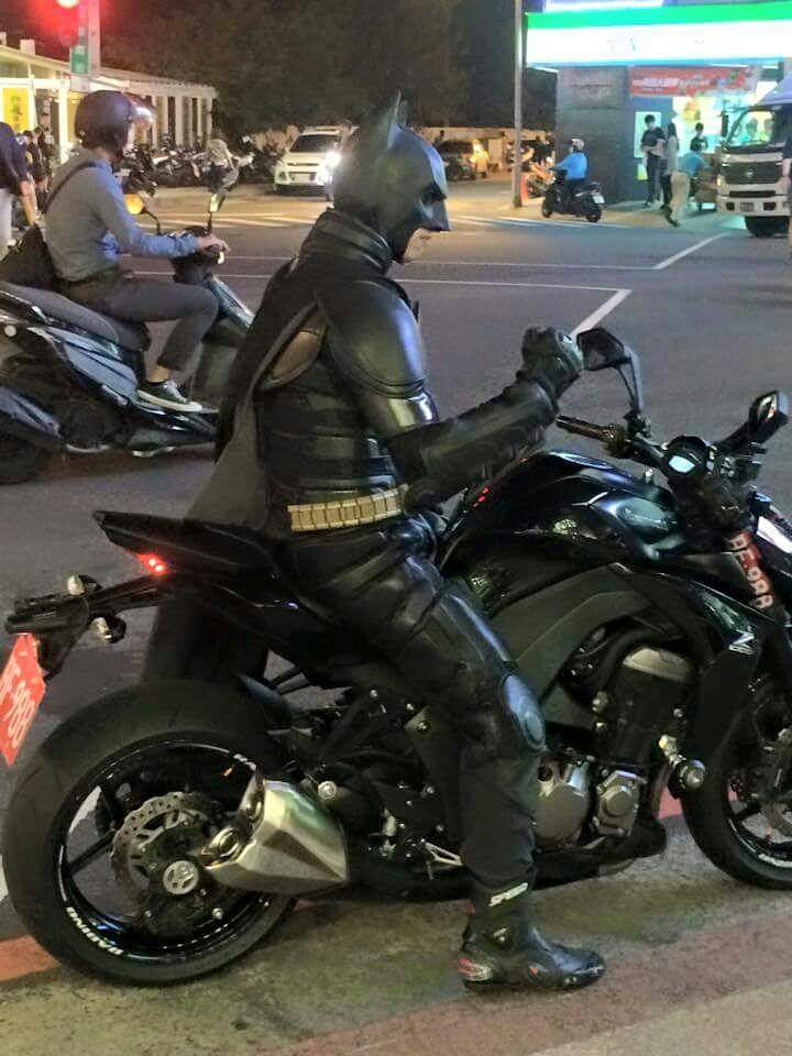 蝙蝠俠現身