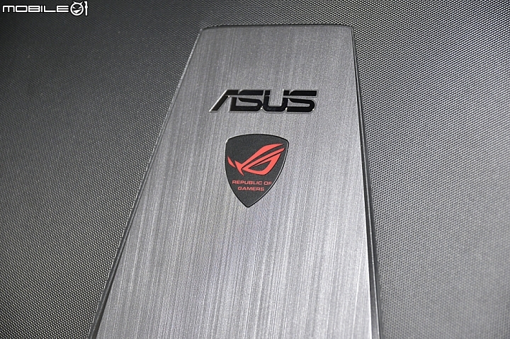 春電入手的邪惡之眼電競筆電ASUS GL552 ROG開箱