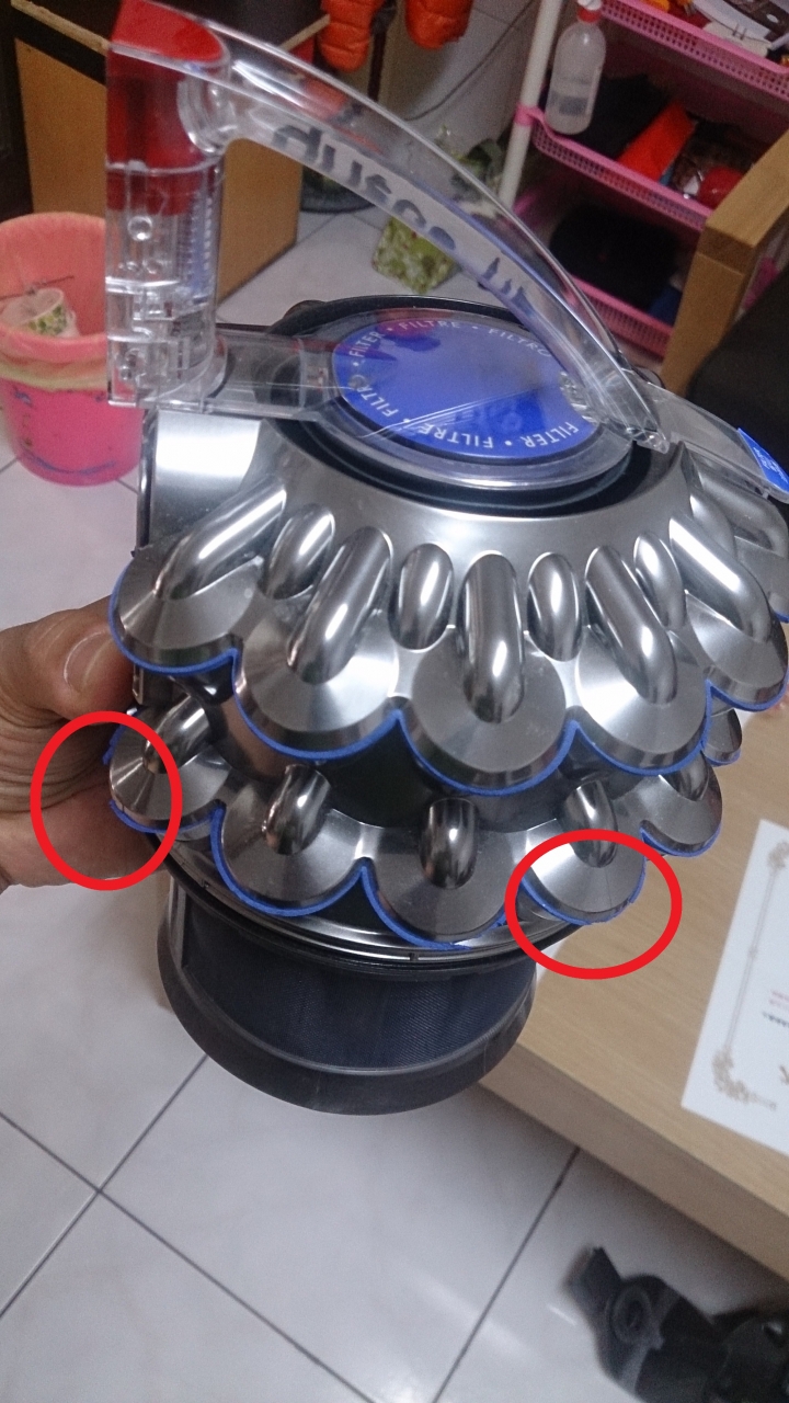 購買Dyson dc63 未滿一年 有人遇到這樣嗎?