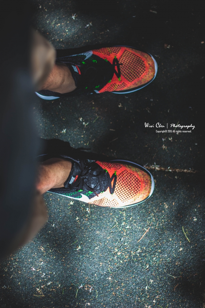 Nike Lunar 3 Flyknit 曬照