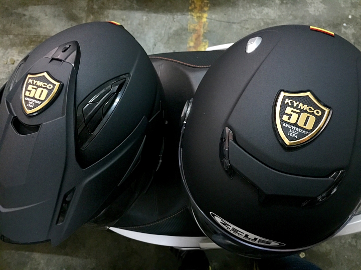 KYMCO 50廠慶版 DIY 安全帽 （ZEUS 613 & 202FB 消光黑）